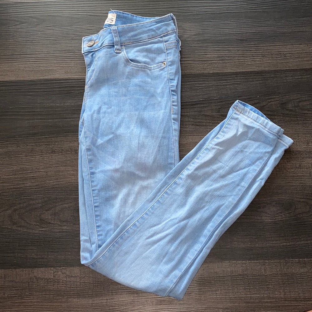 Garage blue jean